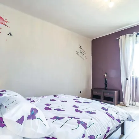 2 Bedroom Amazing In *