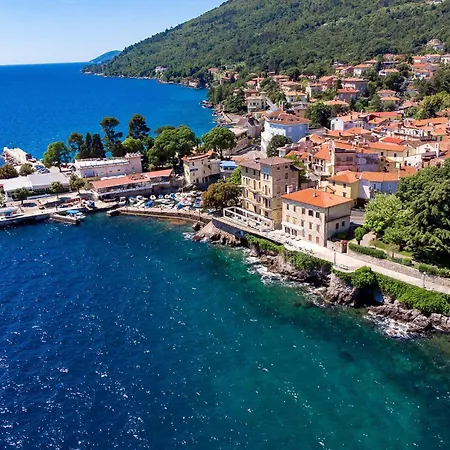 2 Bedroom Amazing In * Lovran