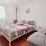 2 Bedroom Amazing In דירה *