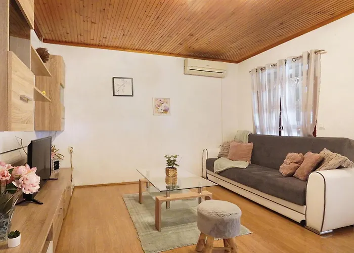 Apartment In With Wifi Lovran